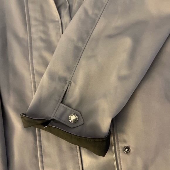Jones New York rain jacket, Size Large - Picture 3 of 7
